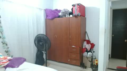 venecasexy44 online show from 02-28-26, 10:16