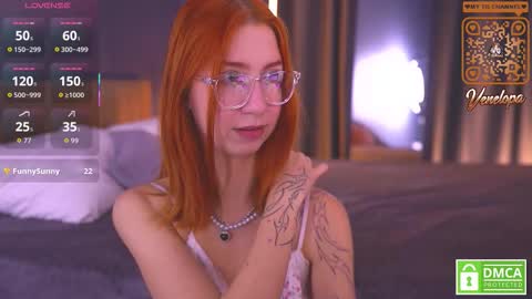 Venelopa online show from 12-15-25, 02:43