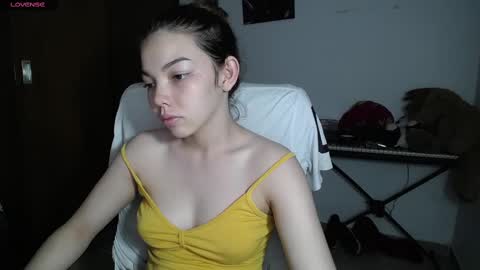 Venelope 3 online show from 03-11-25, 02:10