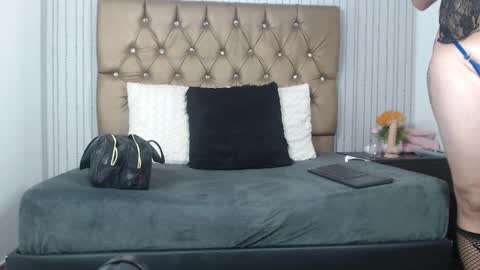 Snapshot of veneno_hot chatting on 01-22-25, 01:21 veneno hot online show from 01-22-25, 01:21