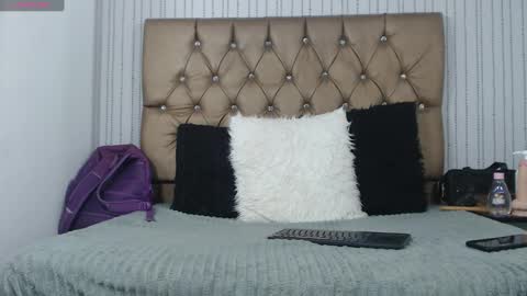 Snapshot of veneno_hot chatting on 01-30-25, 05:06 veneno hot online show from 01-30-25, 05:06