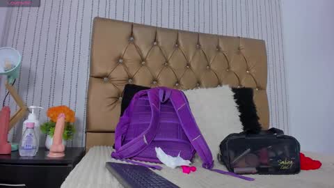 Snapshot of veneno_hot chatting on 03-08-25, 12:41 veneno hot online show from 03-08-25, 12:41