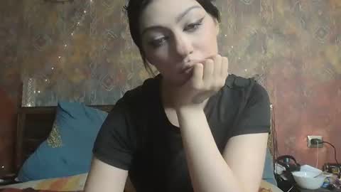 Snapshot of venera_goddess chatting on 02-19-26, 11:17 Naly online show from 02-19-26, 11:17