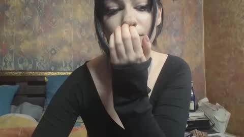 Snapshot of venera_goddess chatting on 02-21-26, 09:21 Naly online show from 02-21-26, 09:21