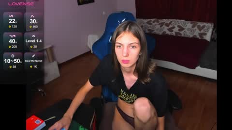 Snapshot of veneradi615 chatting on 12-14-24, 07:14 veneradi615 online show from 12-14-24, 07:14