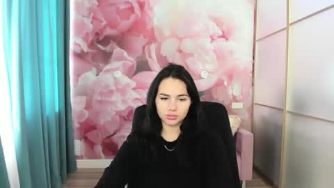 venillarose online show from 09-18-25, 06:26
