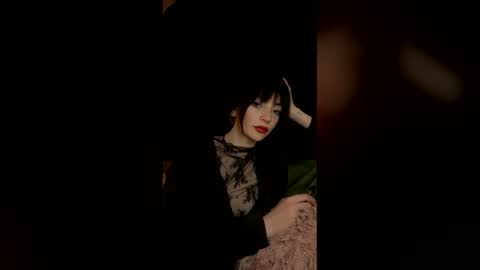 venom_goddess online show from 04-23-26, 07:38