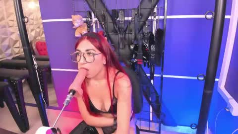 Snapshot of venus_bms_ chatting on 04-25-26, 01:41 VENUS online show from 04-25-26, 01:41