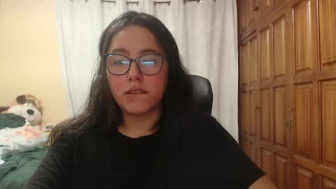 Snapshot of venus_cat_ chatting on 04-07-26, 01:28 Venus online show from 04-07-26, 01:28