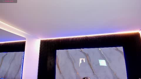 Snapshot of venus_cooperr chatting on 06-20-26, 11:24 Venus Cooperr online show from 06-20-26, 11:24