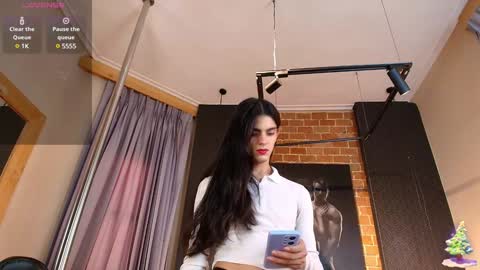 VENUS online show from 01-18-25, 12:57