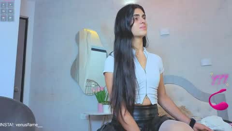 VENUS online show from 05-10-26, 12:21