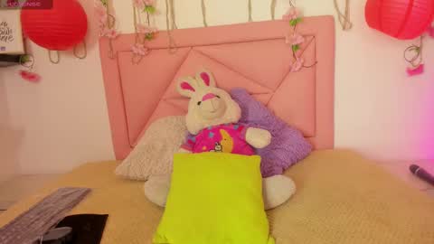 Mary online show from 10-01-25, 01:00