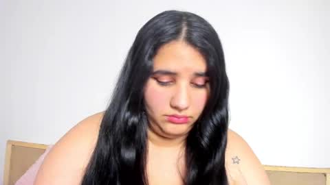 Snapshot of venus_naughty_1 chatting on 03-11-25, 03:12 Sofi online show from 03-11-25, 03:12