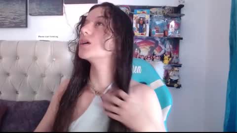 Snapshot of venusandfantashi_gh1 chatting on 02-09-25, 05:43 venusHelp me reach 100 like honey online show from 02-09-25, 05:43