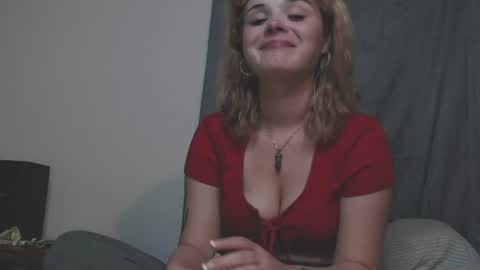 Snapshot of venusastar chatting on 07-12-26, 08:27 Miss Venus online show from 07-12-26, 08:27