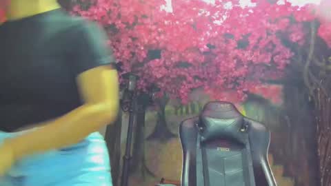 Venus Blazer  online show from 10-15-25, 11:10