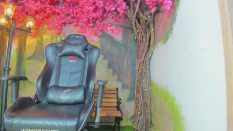 Venus Blazer  online show from 10-30-25, 11:11