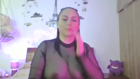 Snapshot of venusina07 chatting on 09-12-25, 01:55 VENUSINA07 online show from 09-12-25, 01:55