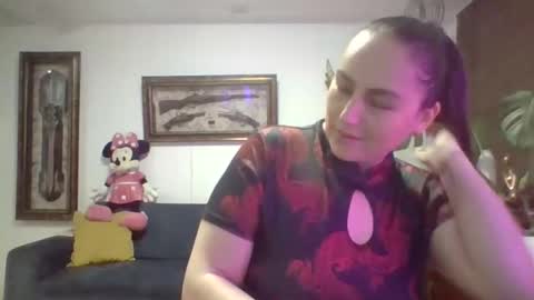 VENUSINA07 online show from 10-11-25, 08:24