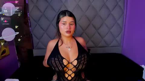 Snapshot of venusowen_ chatting on 03-04-25, 01:17 Venusowen online show from 03-04-25, 01:17