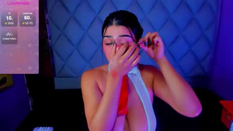 Snapshot of venusowen_ chatting on 10-04-25, 02:48 Venusowen online show from 10-04-25, 02:48