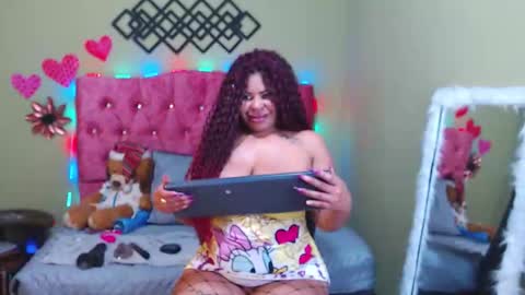 venusroyce online show from 09-22-25, 07:27