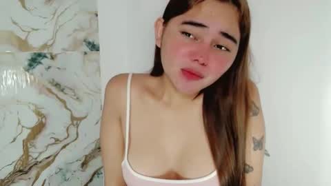 Snapshot of veola_sexy chatting on 11-15-25, 10:37 veola_sexy online show from 11-15-25, 10:37