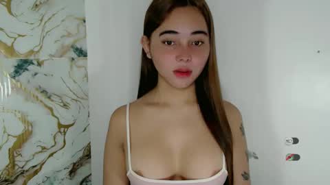 Snapshot of veola_sexy chatting on 11-19-25, 01:05 veola_sexy online show from 11-19-25, 01:05