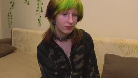 Erica online show from 09-13-25, 07:13