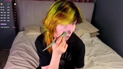 Erica online show from 11-20-25, 08:08