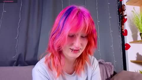 Snapshot of veolatownson chatting on 03-03-26, 08:04 Erica online show from 03-03-26, 08:04