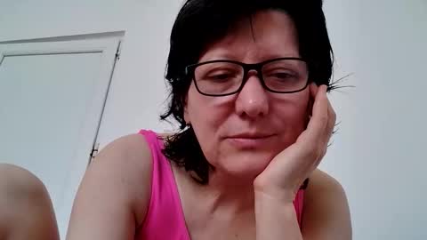 Snapshot of vera_elle chatting on 04-08-26, 06:35 Vera online show from 04-08-26, 06:35