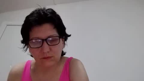 Snapshot of vera_elle chatting on 04-16-26, 05:36 Vera online show from 04-16-26, 05:36