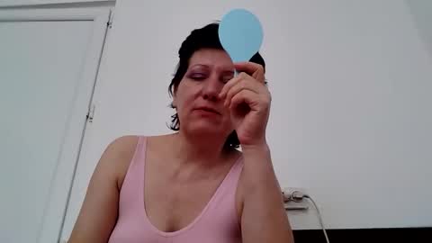 Snapshot of vera_elle chatting on 05-15-26, 10:44 Vera online show from 05-15-26, 10:44