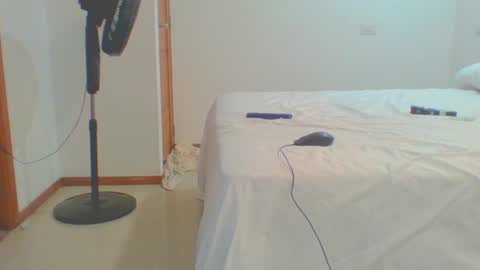 vergagolosa22 online show from 11-17-25, 04:18