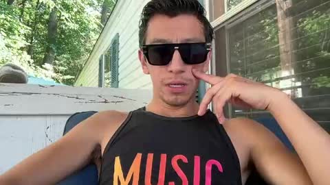 Juan Vergas online show from 05-18-26, 09:09