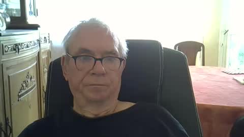 Snapshot of vergne50 chatting on 05-24-26, 05:01 vergne50 online show from 05-24-26, 05:01