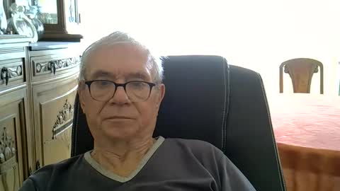 Snapshot of vergne50 chatting on 05-28-26, 07:27 vergne50 online show from 05-28-26, 07:27