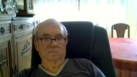 Snapshot of vergne50 chatting on 05-29-26, 11:41 vergne50 online show from 05-29-26, 11:41