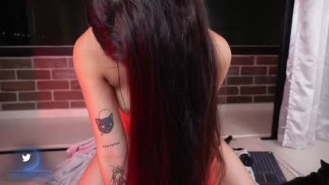 Snapshot of vero_cam chatting on 02-08-25, 06:12 vero_cam online show from 02-08-25, 06:12
