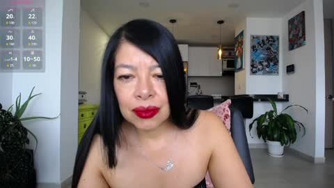 Snapshot of vero_milf chatting on 04-05-26, 05:10 vero_milf online show from 04-05-26, 05:10
