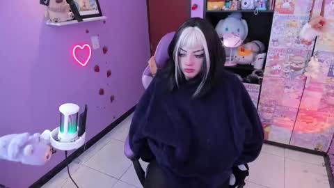     online show from 10-17-25, 12:14