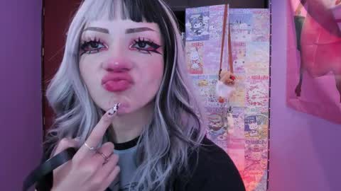     online show from 10-21-25, 11:49