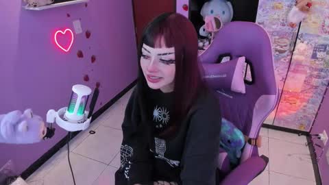     online show from 10-23-25, 11:57