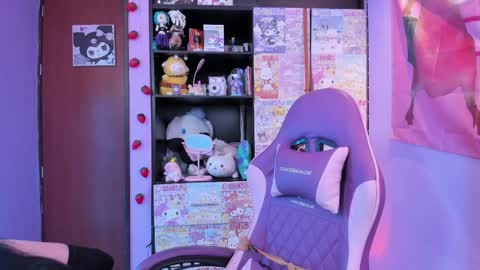    online show from 05-08-26, 01:11