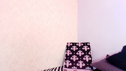 Vero online show from 10-01-25, 03:12