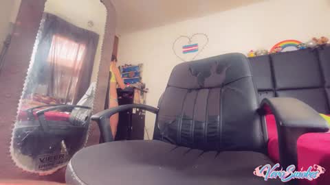 Vero Alva online show from 03-05-25, 07:17