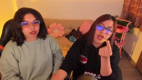 Verolake online show from 11-22-25, 01:59