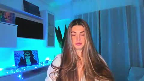 Lolitalolz online show from 01-13-25, 08:15